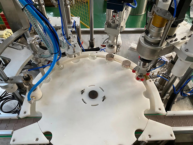 Monoblok mašina za punjenje